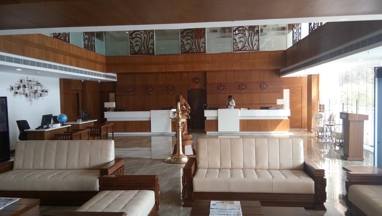 Hotel Karthika Park Kazhakuttam Exterior photo
